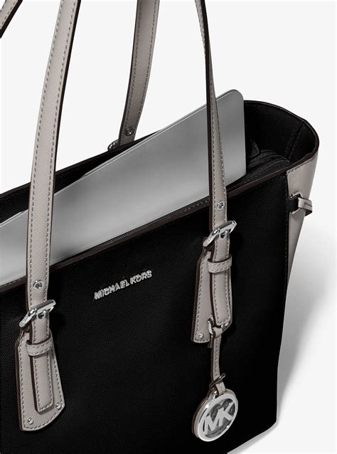 voyager medium crossgrain leather tote bag|michael kors voyager tote black.